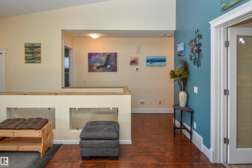 4042 37A Avenue, Edmonton, AB - Indoor Photo Showing Other Room