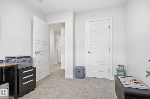 201 Charlesworth Drive, Edmonton, AB - Indoor