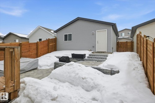 201 Charlesworth Drive, Edmonton, AB - Outdoor With Exterior