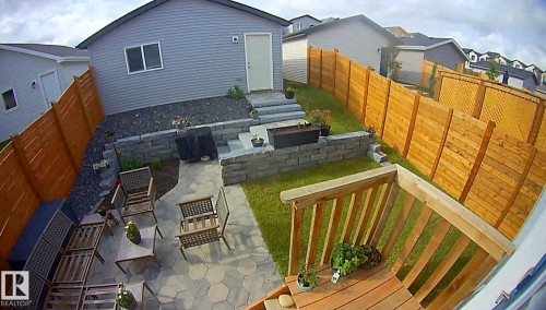 201 Charlesworth Drive, Edmonton, AB - Outdoor