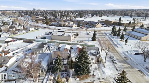 View of snowy aerial view - 8006 15A Avenue, Edmonton, AB - Outdoor With View