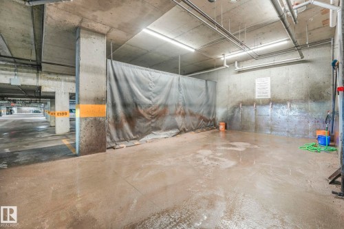 Common car wash for residents. - 419 396 Silverberry Road, Edmonton, AB - Indoor Photo Showing Garage