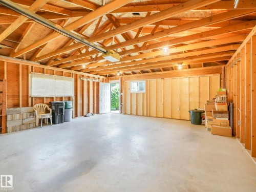 9010 Meadowlark Road, Edmonton, AB - Indoor Photo Showing Other Room