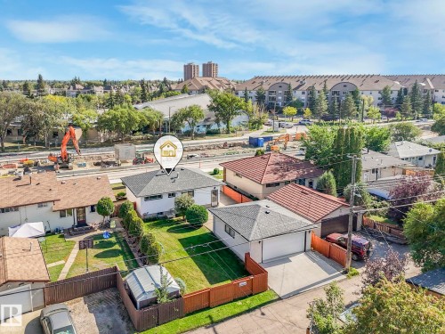 9010 Meadowlark Road, Edmonton, AB - Outdoor