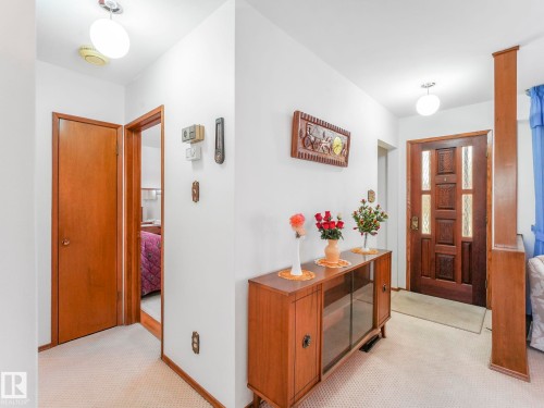 9010 Meadowlark Road, Edmonton, AB - Indoor Photo Showing Other Room