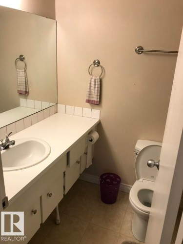 201 14825 51 Avenue, Edmonton, AB - Indoor Photo Showing Bathroom