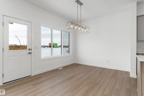 18927 28 Avenue, Edmonton, AB - Indoor Photo Showing Other Room