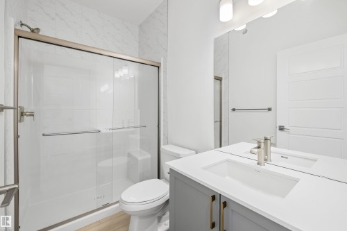 4592 Warbler Loop, Edmonton, AB - Indoor Photo Showing Bathroom