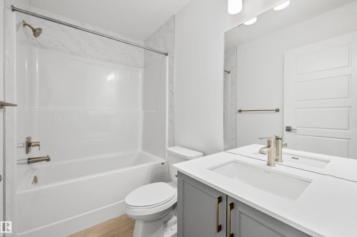 4592 Warbler Loop, Edmonton, AB - Indoor Photo Showing Bathroom