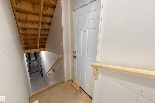 4592 Warbler Loop, Edmonton, AB - Indoor Photo Showing Other Room