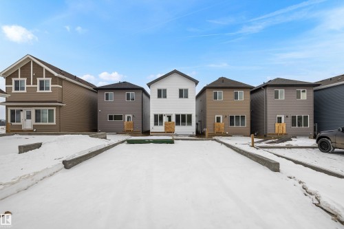 4592 Warbler Loop, Edmonton, AB - Outdoor