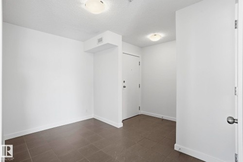 318 530 Watt Boulevard, Edmonton, AB - Indoor Photo Showing Other Room