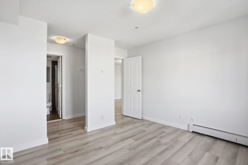 318 530 Watt Boulevard, Edmonton, AB - Indoor Photo Showing Other Room