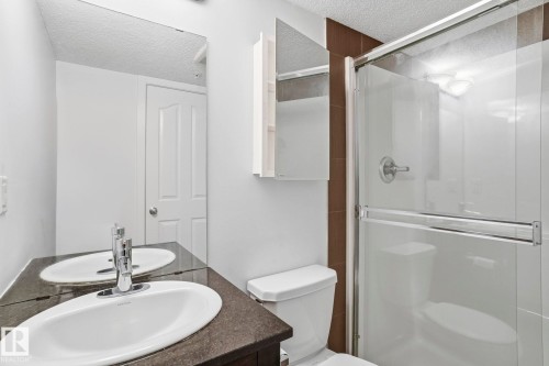318 530 Watt Boulevard, Edmonton, AB - Indoor Photo Showing Bathroom