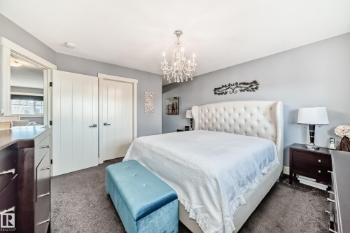 3411 8 Street, Edmonton, AB - Indoor Photo Showing Bedroom