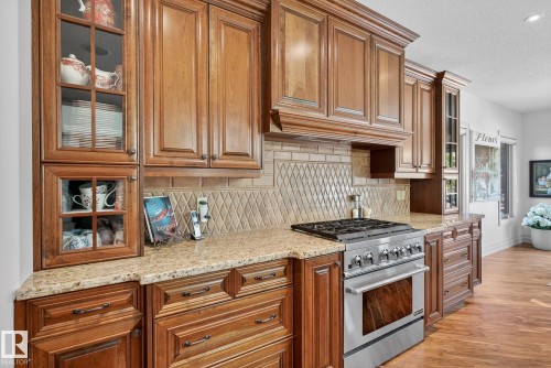 54 53305 Rge Road 273, Rural Parkland County, AB - Indoor Photo Showing Kitchen
