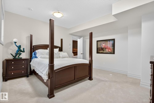 54 53305 Rge Road 273, Rural Parkland County, AB - Indoor Photo Showing Bedroom