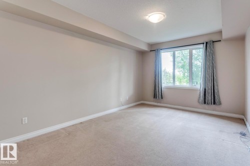 212 12408 15 Avenue, Edmonton, AB - Indoor Photo Showing Other Room