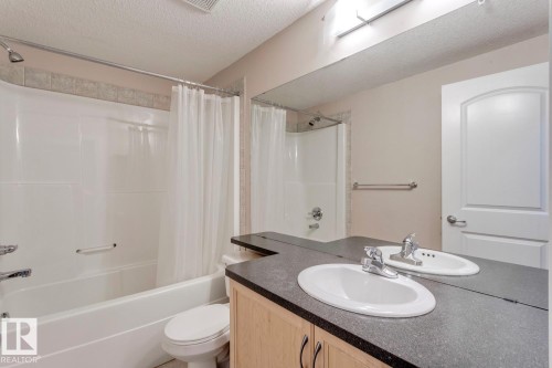 212 12408 15 Avenue, Edmonton, AB - Indoor Photo Showing Bathroom