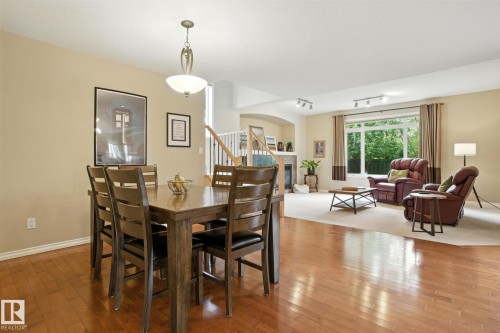 2084 Haddow Drive, Edmonton, AB - Indoor Photo Showing Dining Room