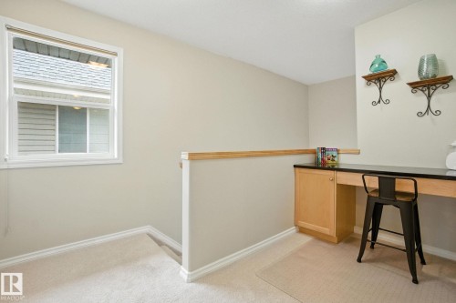 2084 Haddow Drive, Edmonton, AB - Indoor