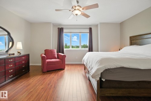 2084 Haddow Drive, Edmonton, AB - Indoor Photo Showing Bedroom