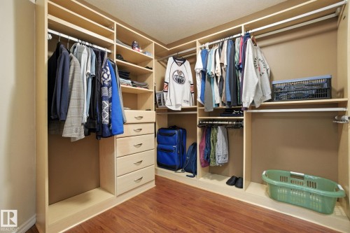 2084 Haddow Drive, Edmonton, AB - Indoor With Storage