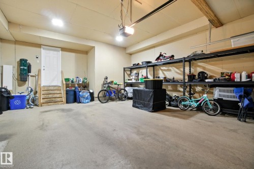 2084 Haddow Drive, Edmonton, AB - Indoor Photo Showing Garage