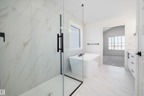 90 Chelles Wynd, St. Albert, AB - Indoor Photo Showing Bathroom