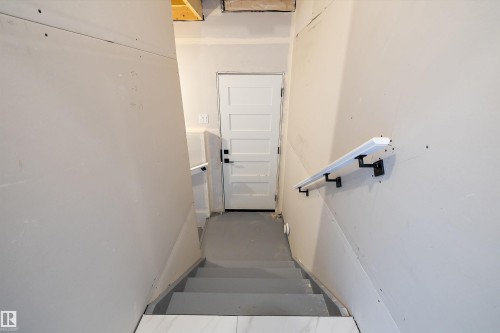 90 Chelles Wynd, St. Albert, AB - Indoor Photo Showing Other Room