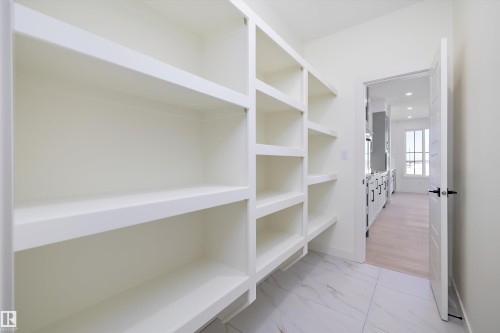90 Chelles Wynd, St. Albert, AB - Indoor