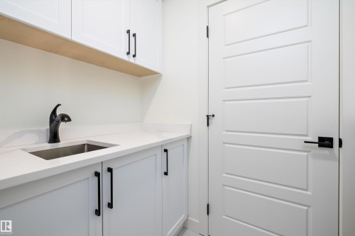 90 Chelles Wynd, St. Albert, AB - Indoor