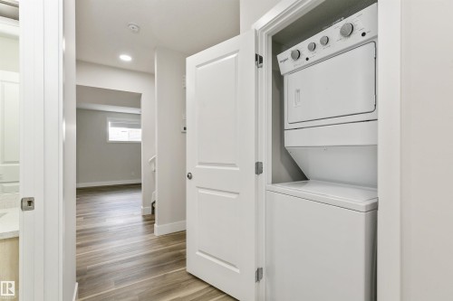 5060 Chappelle Road, Edmonton, AB - Indoor Photo Showing Laundry Room