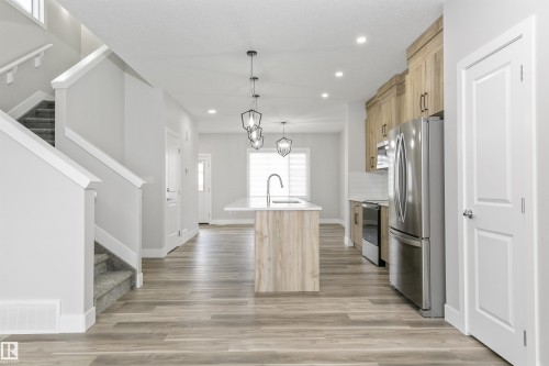 5060 Chappelle Road, Edmonton, AB - Indoor