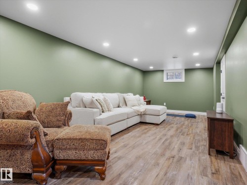 6408 84 Street, Edmonton, AB - Indoor Photo Showing Other Room