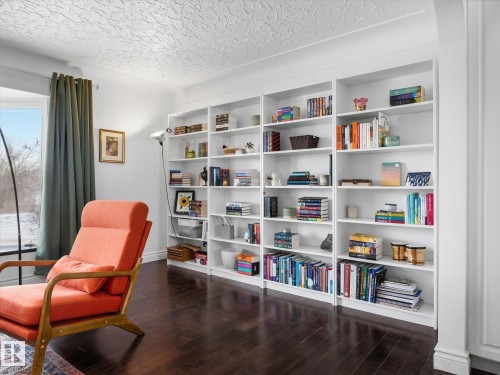 6408 84 Street, Edmonton, AB - Indoor Photo Showing Office