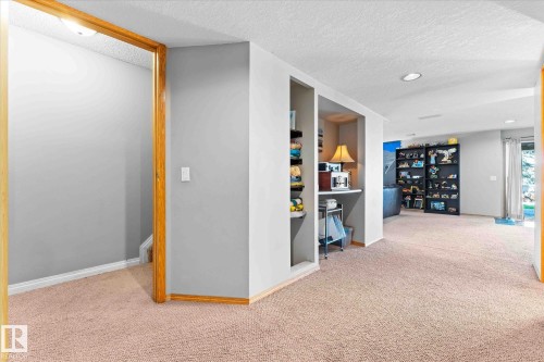 135 St. Andrews Drive, Stony Plain, AB - Indoor Photo Showing Other Room