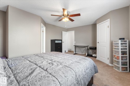 135 St. Andrews Drive, Stony Plain, AB - Indoor Photo Showing Bedroom