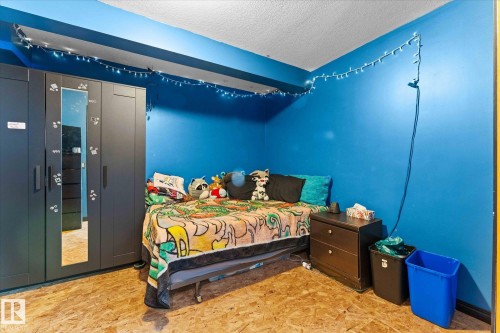 135 St. Andrews Drive, Stony Plain, AB - Indoor Photo Showing Bedroom
