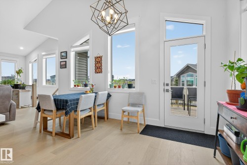 17 Evermore Crescent, St. Albert, AB - Indoor Photo Showing Dining Room