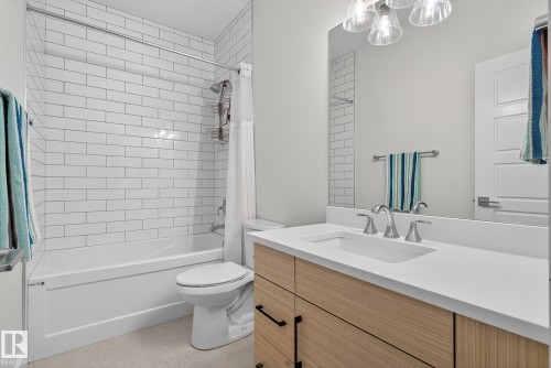 17 Evermore Crescent, St. Albert, AB - Indoor Photo Showing Bathroom