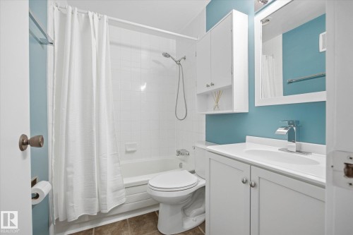 308 5730 Riverbend Road, Edmonton, AB - Indoor Photo Showing Bathroom