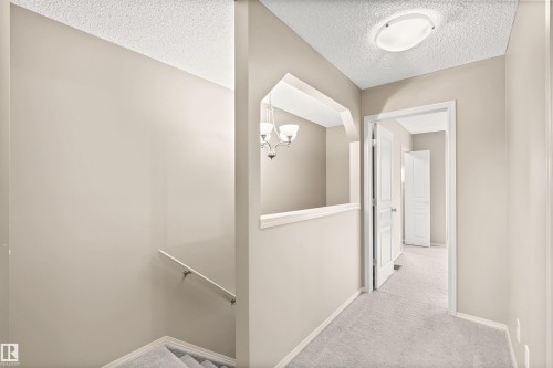 21328 95 Avenue, Edmonton, AB - Indoor Photo Showing Other Room