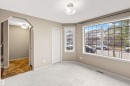 21328 95 Avenue, Edmonton, AB  - Indoor Photo Showing Other Room 