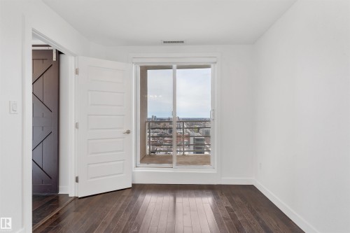1901 10388 105 Street, Edmonton, AB - Indoor Photo Showing Other Room