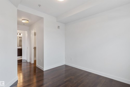 1901 10388 105 Street, Edmonton, AB - Indoor Photo Showing Other Room