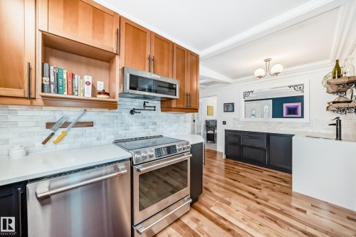 18 Morgan Crescent, St. Albert, AB - Indoor Photo Showing Kitchen