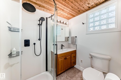 18 Morgan Crescent, St. Albert, AB - Indoor Photo Showing Bathroom