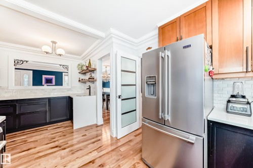18 Morgan Crescent, St. Albert, AB - Indoor Photo Showing Kitchen