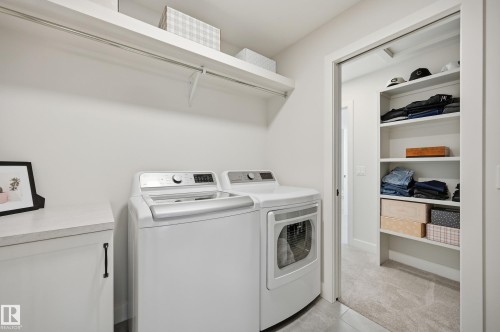54 Willow Link, Fort Saskatchewan, AB - Indoor Photo Showing Laundry Room